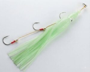 ASSISTE PIEUVRE TRIPLE HOOK 18CM PHOSPHORESCENT